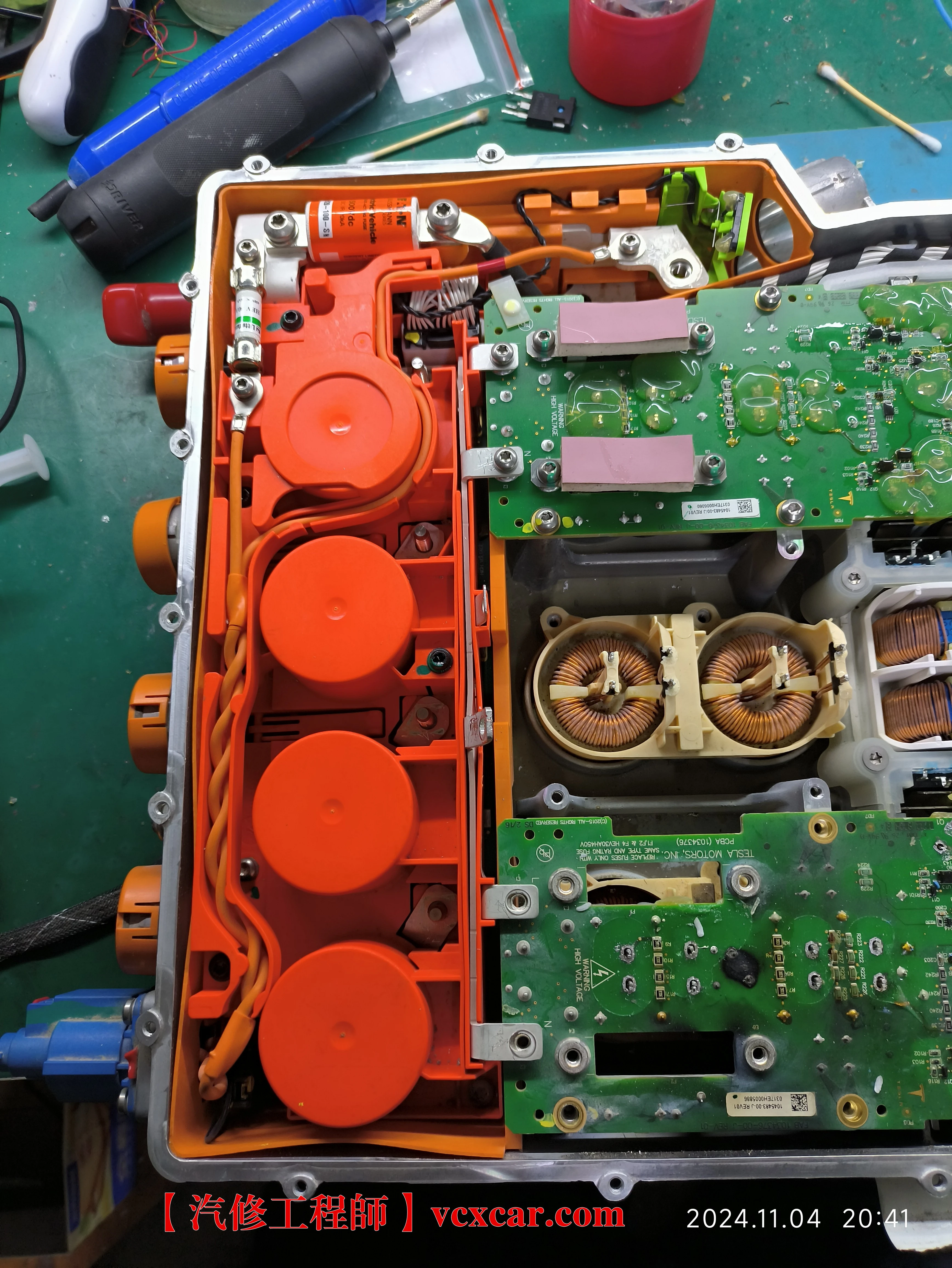 🎓[SVIP·积分资料] 2025年 特斯拉Model各种故障案例汇总：主板 电池 充电 气囊 刹车 空调 大灯 加热 助力 辅助（1368份 8.5G）